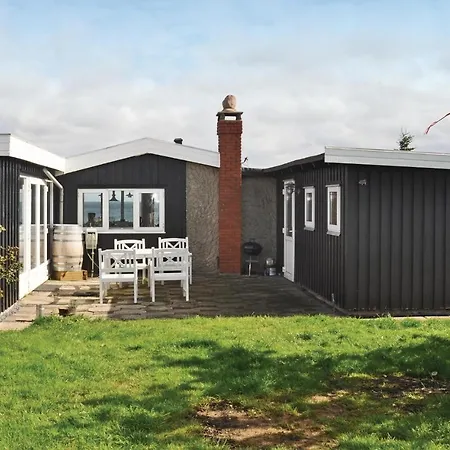 Two-bedroom Holiday In Ullerslev
